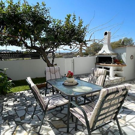 Sunny Beach House Corinth Εξωτερικό φωτογραφία