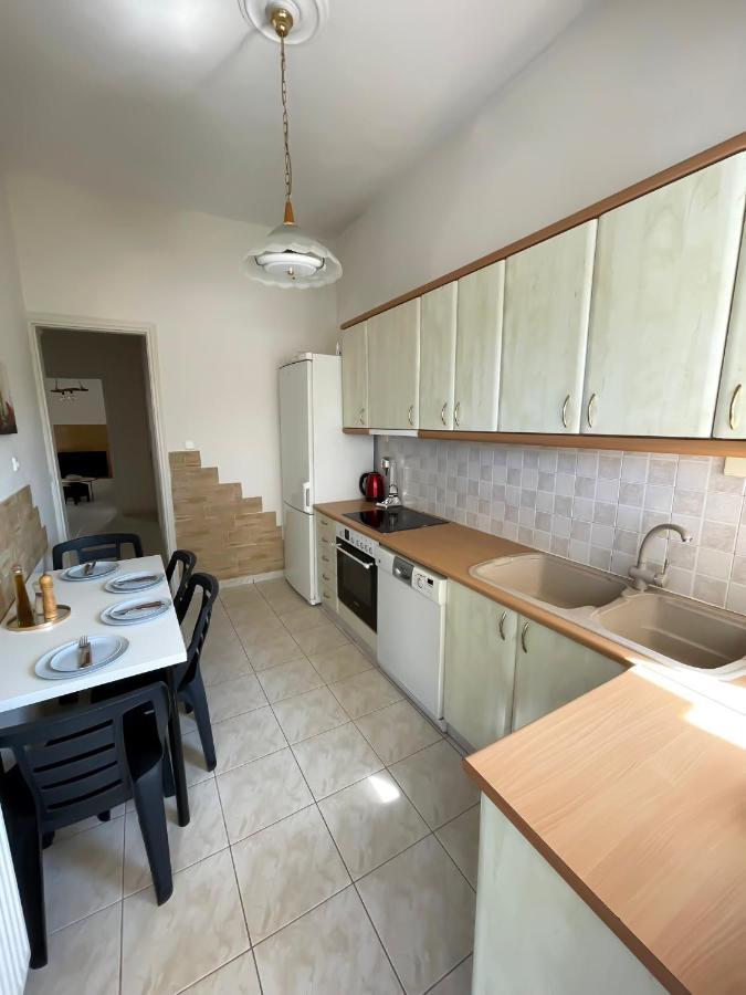 Sunny Beach House Corinth Εξωτερικό φωτογραφία