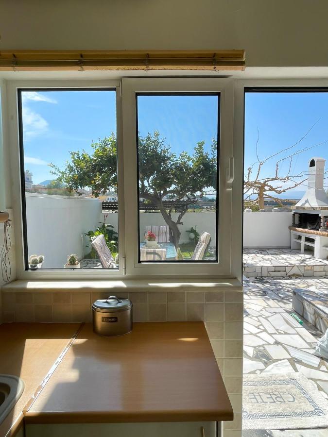 Sunny Beach House Corinth Εξωτερικό φωτογραφία