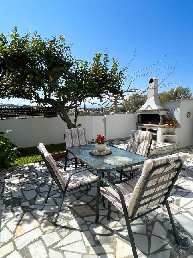 Sunny Beach House Corinth Εξωτερικό φωτογραφία