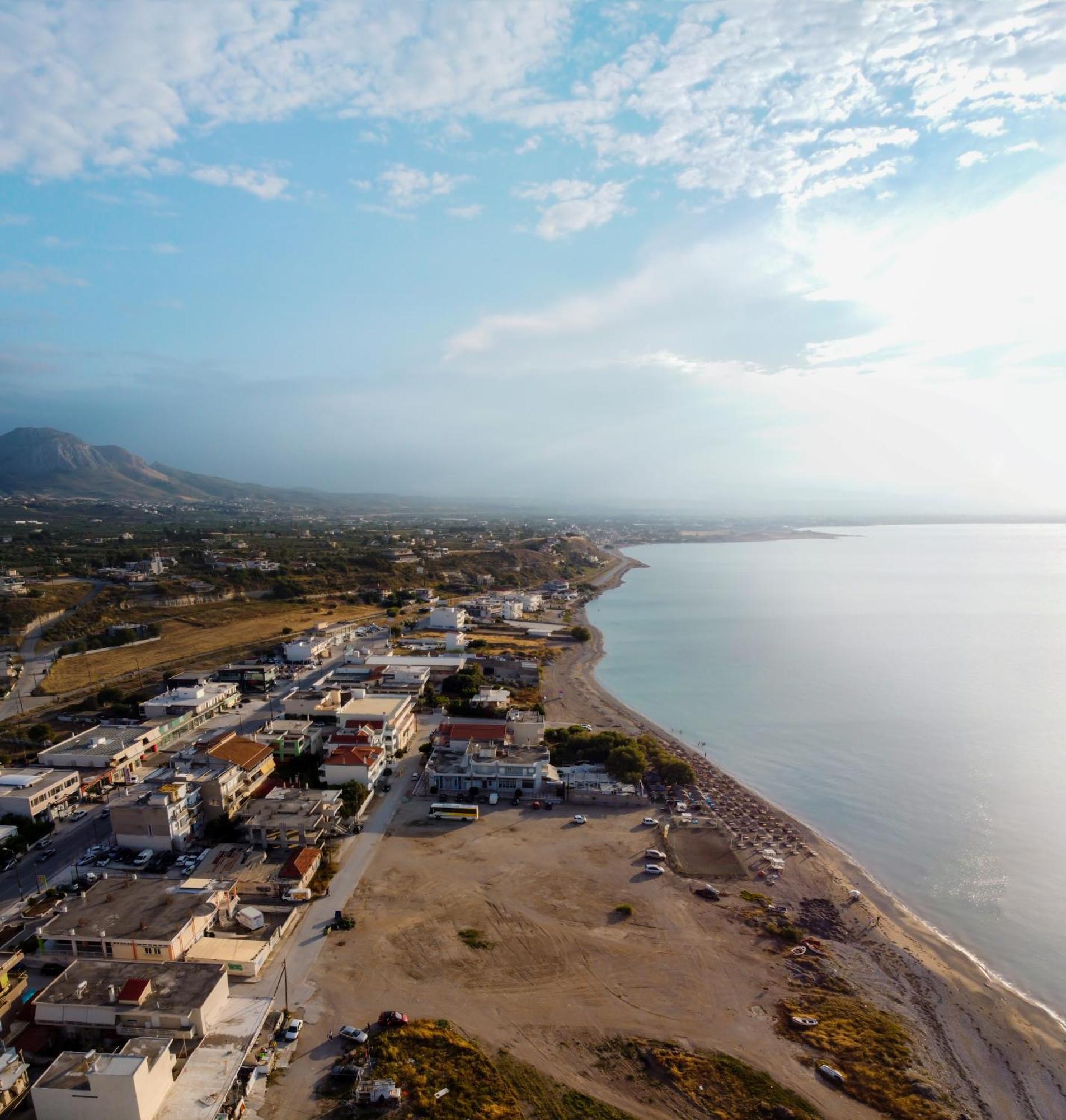 Sunny Beach House Corinth Εξωτερικό φωτογραφία
